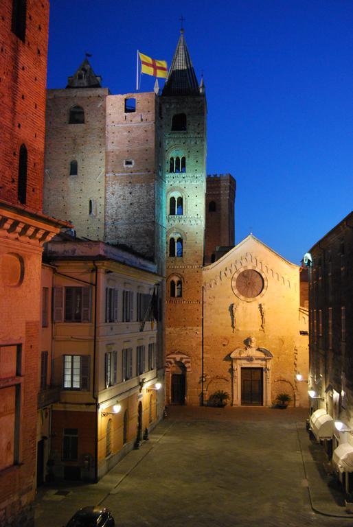 Palazzo Lengueglia B&B Albenga Luaran gambar