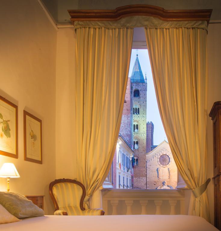 Palazzo Lengueglia B&B Albenga Luaran gambar